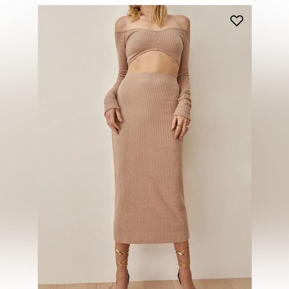 Reformation Shayne Long Sleeve Cropped Ribbed Top in Buff Beige NWT Size Medium - Picture 4 of 11